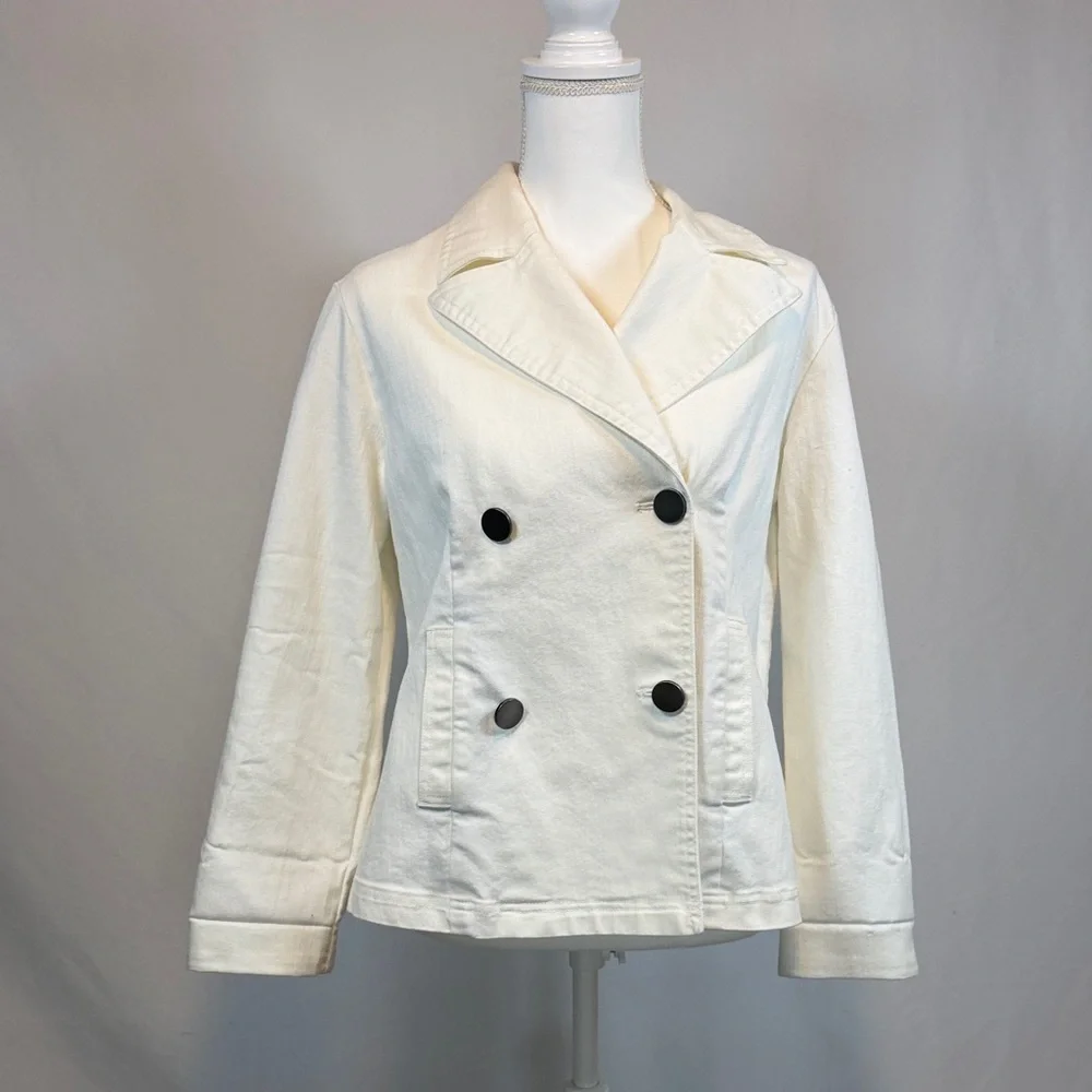 Women's Double-Breasted White Jacket With Pockets and Silver Buttons Size 8